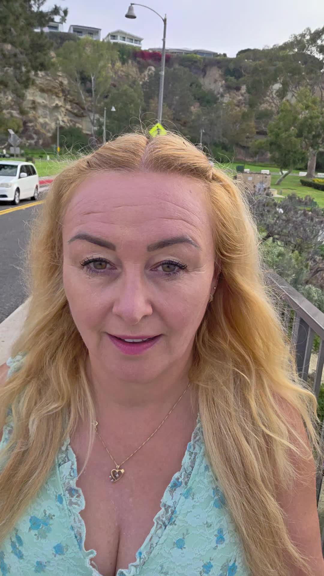 @avagoldenone