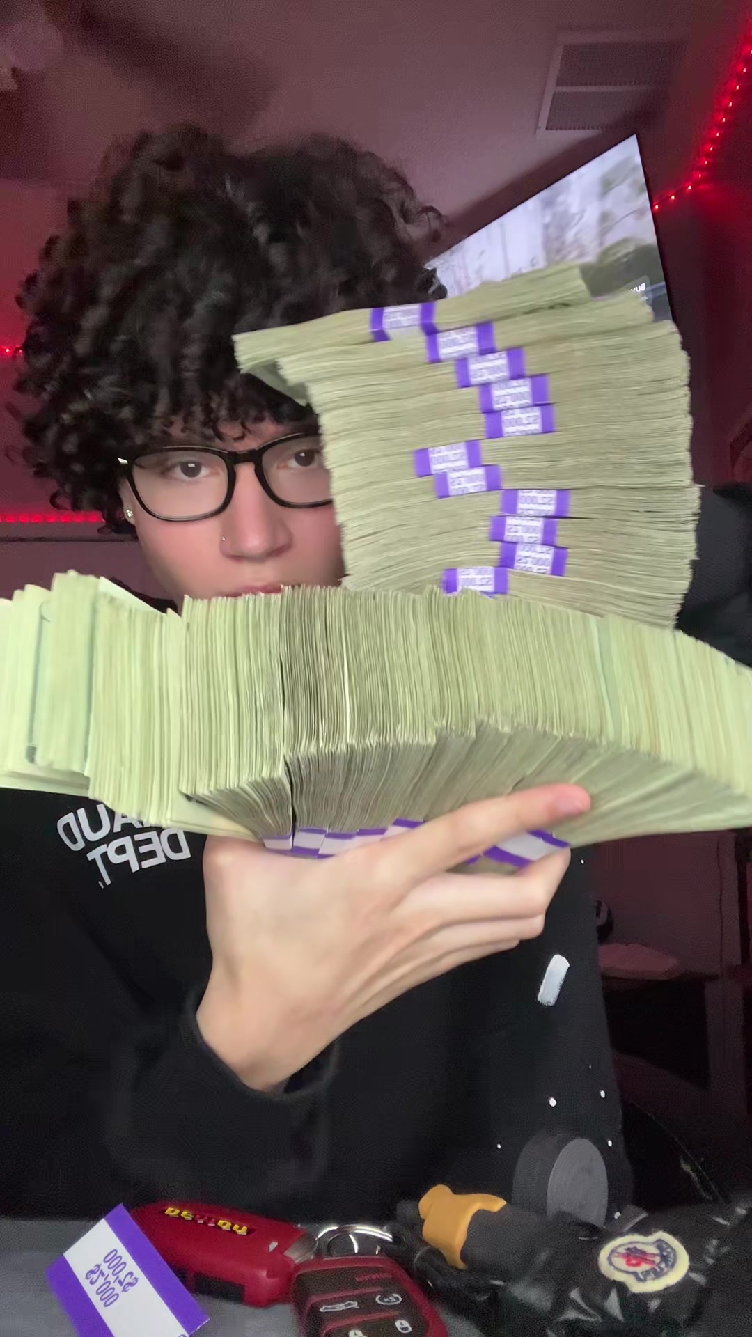 @Jslo