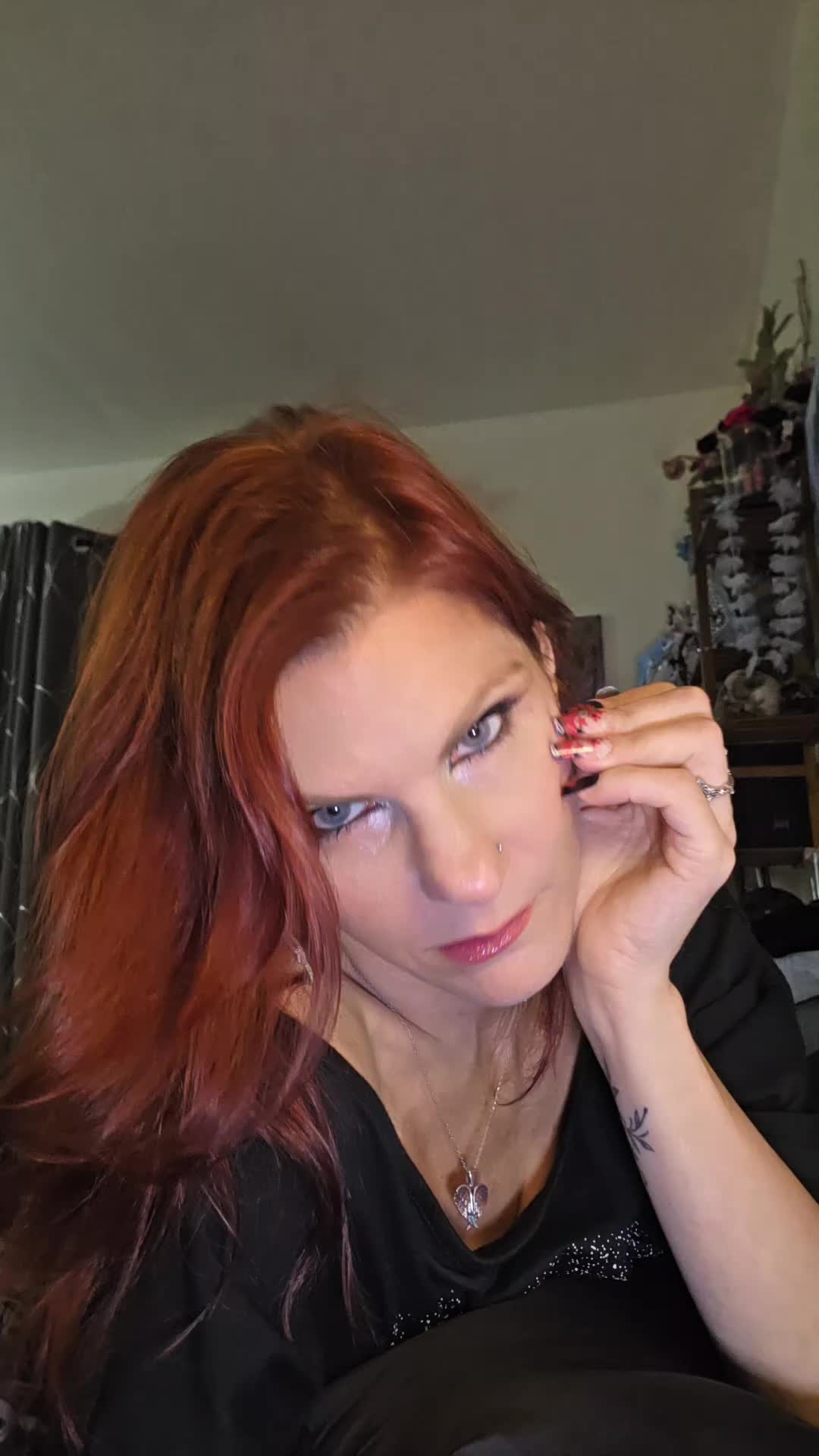 @Fallen_angel25_13