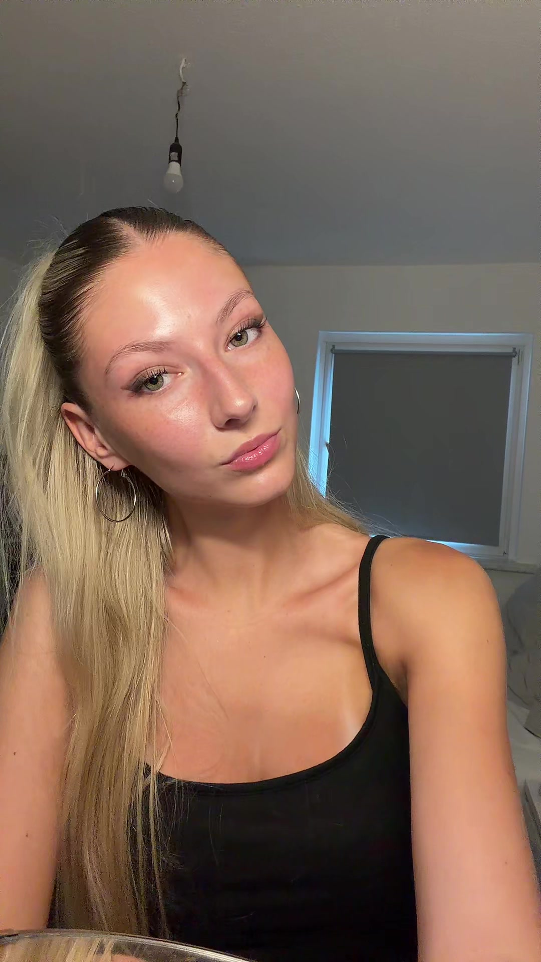 @𝐋𝐚𝐫𝐚 𝐌𝐚𝐫𝐢𝐞