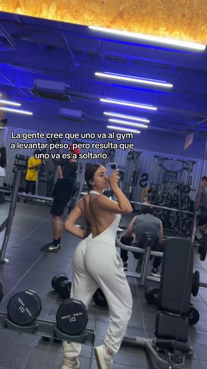 @Lauuu✨💕