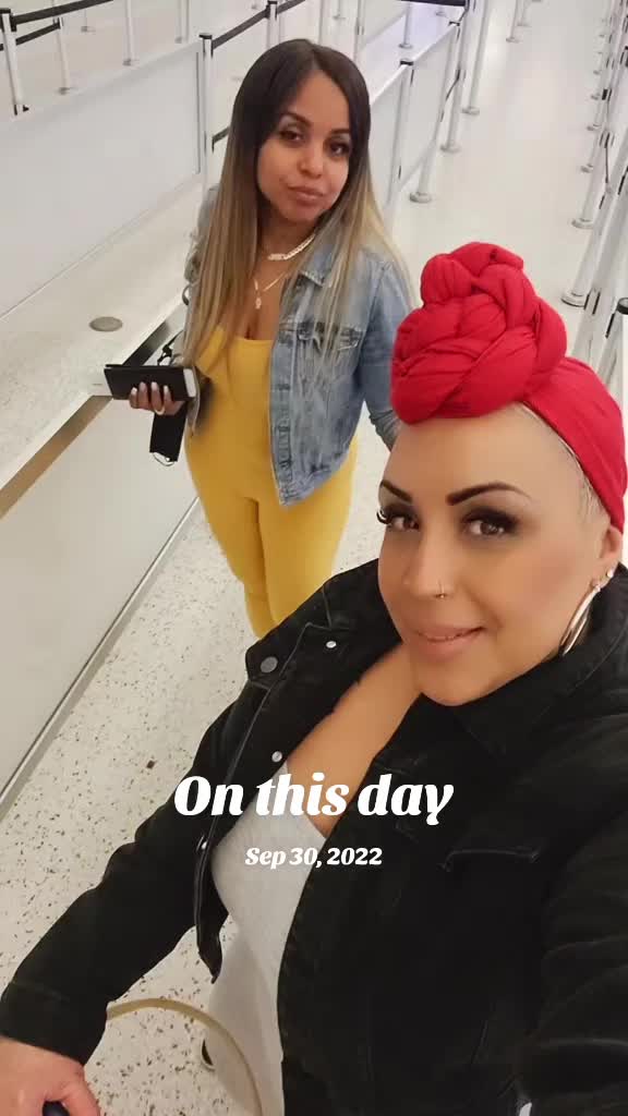 @JenLaRubia