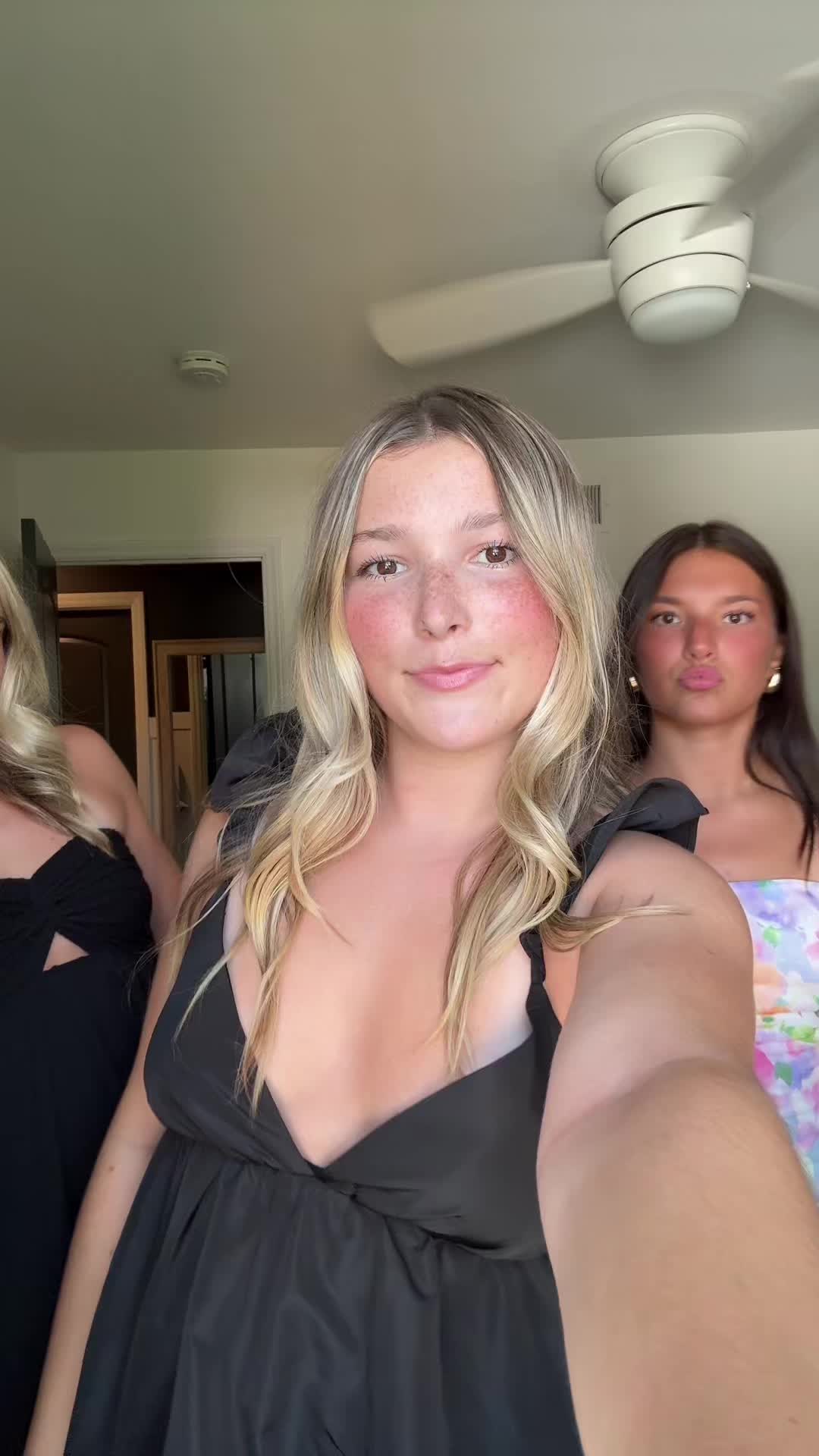 @bella