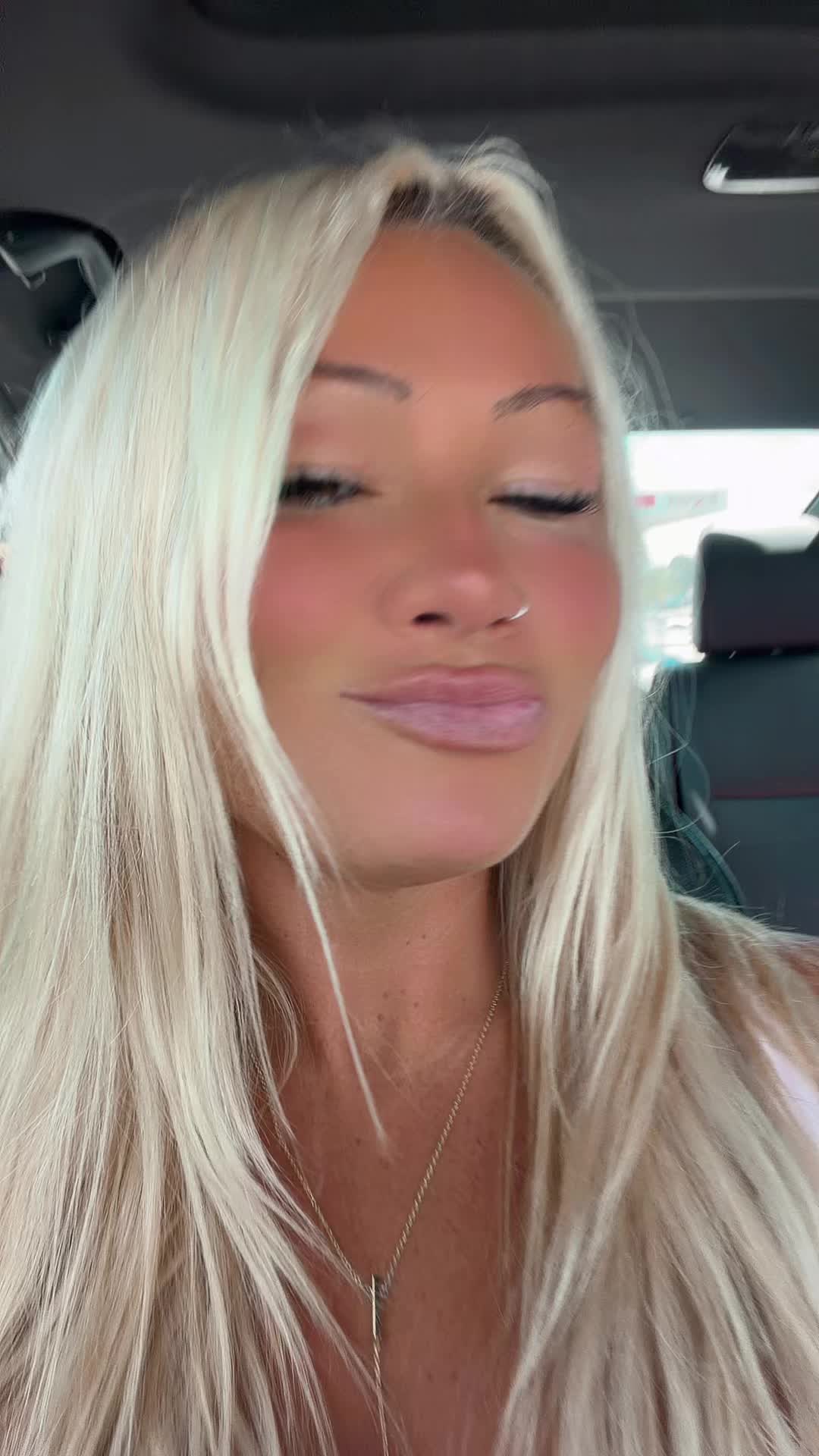 @Bai