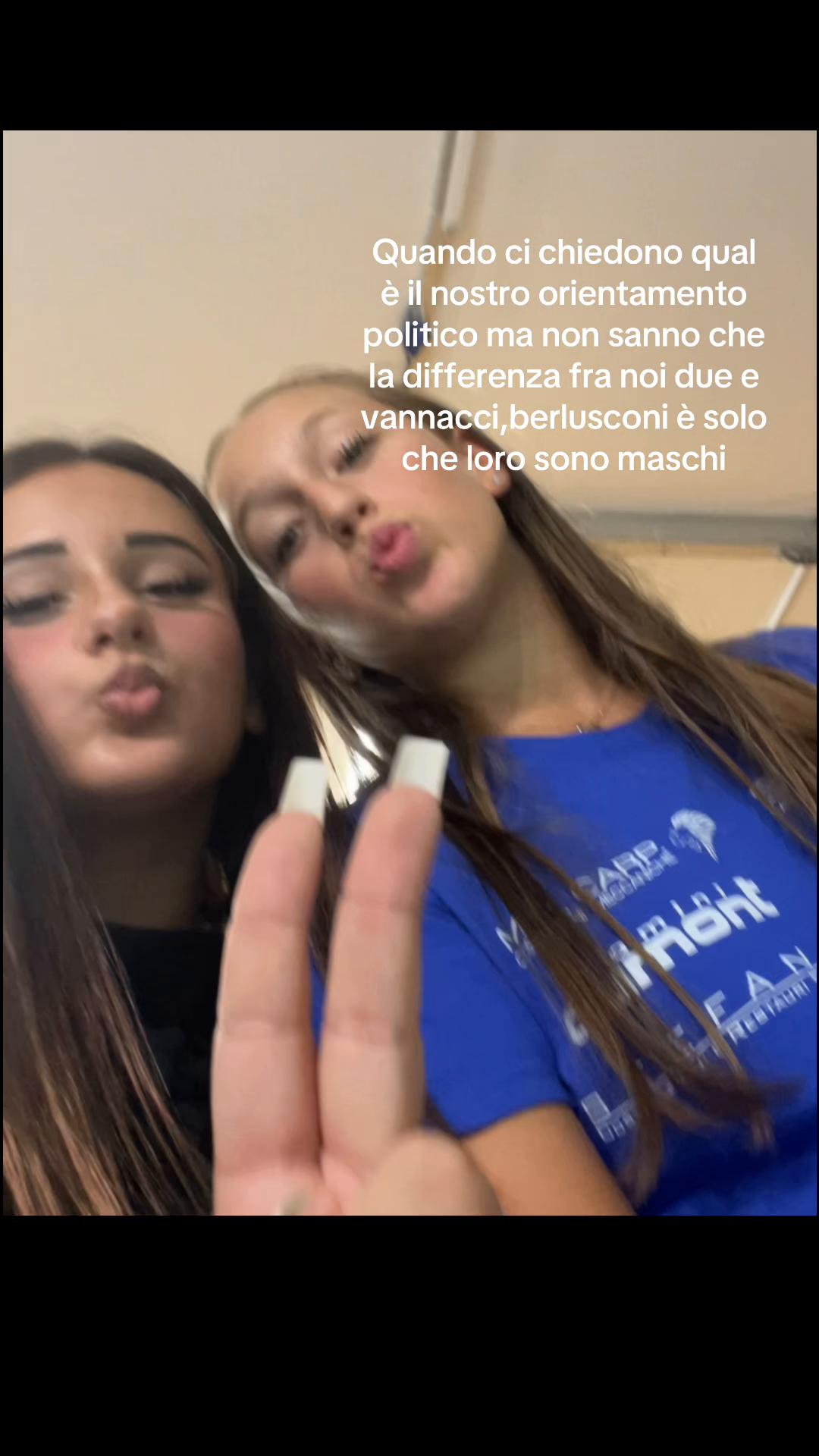 @Cami_013