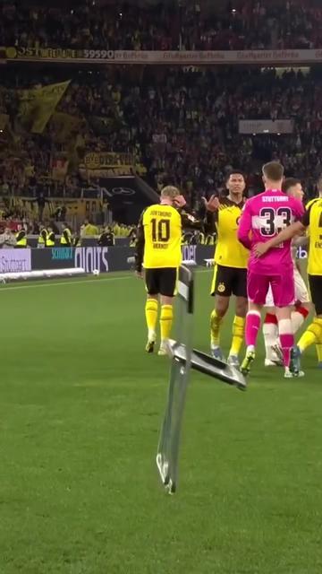 @Borussia Dortmund