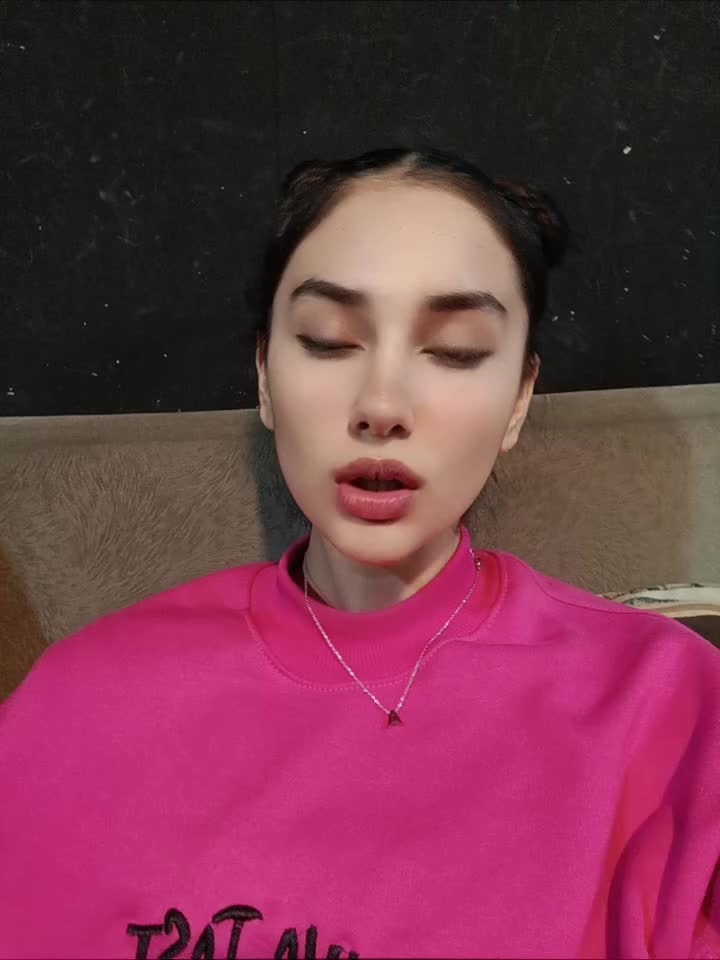 @AYAY🌶️