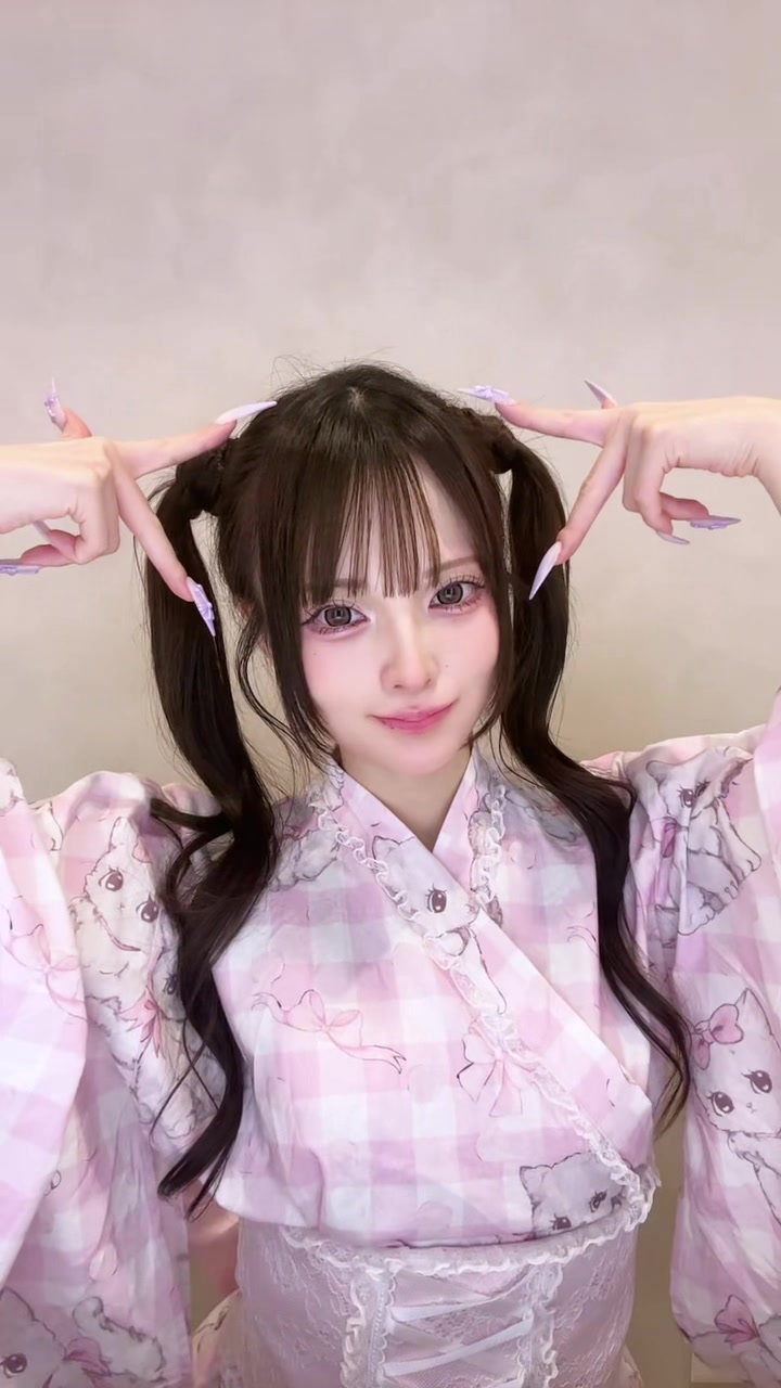 @愛宮れな