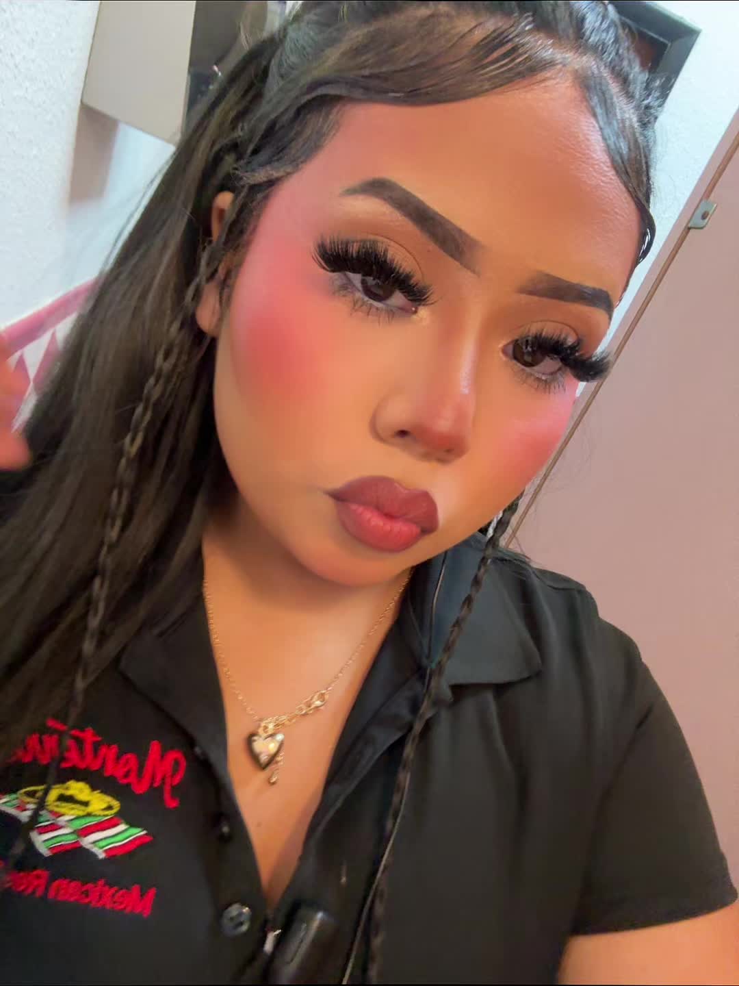 @️ ️