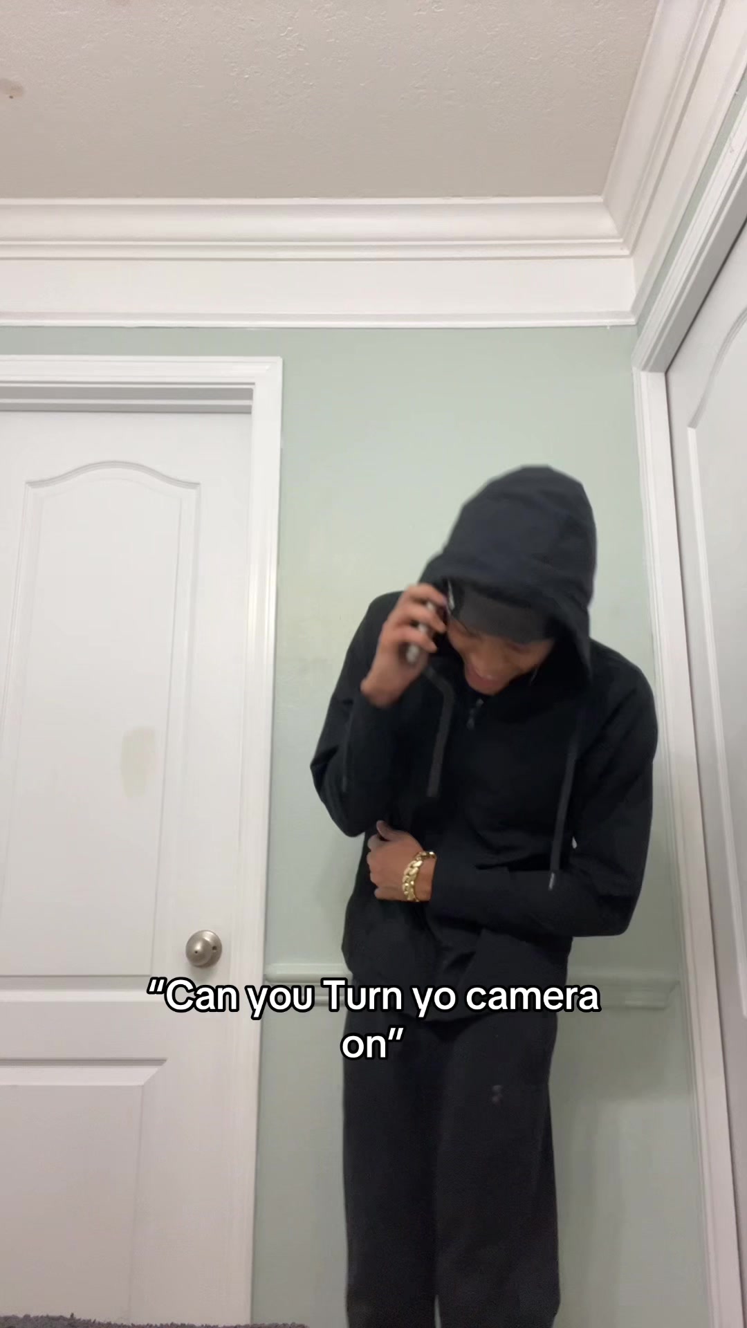 @Kj._.