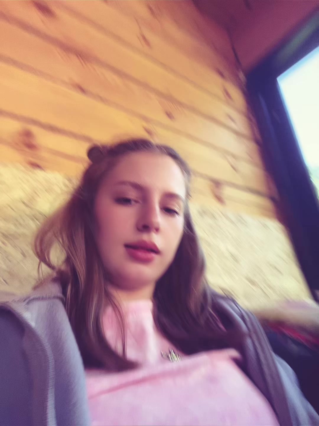 @d.