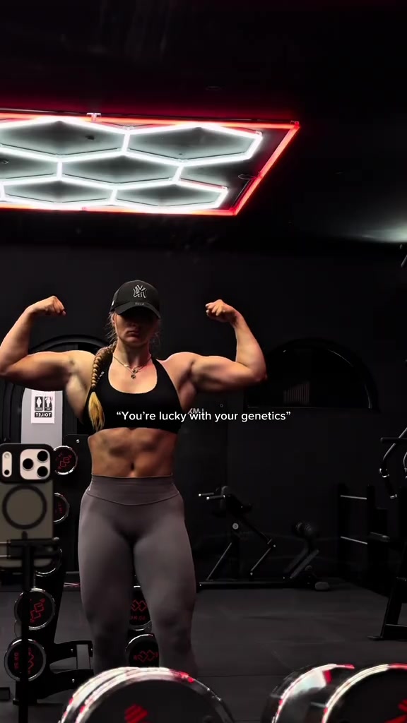 @Fit Chickz