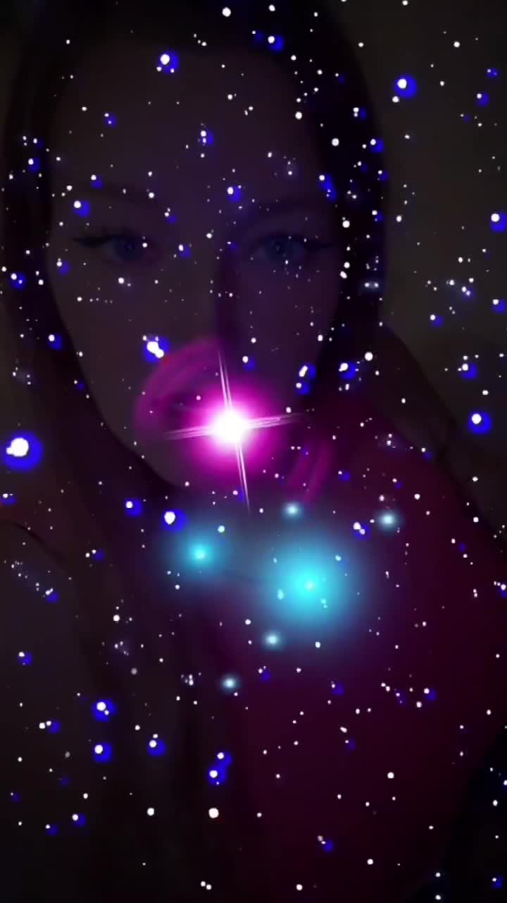 @ₕₑₐd🦋 Qᵤₑₑₙ Wₒₙₙᵢₑ