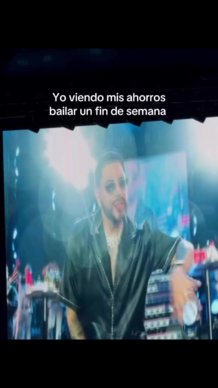 @𝒞