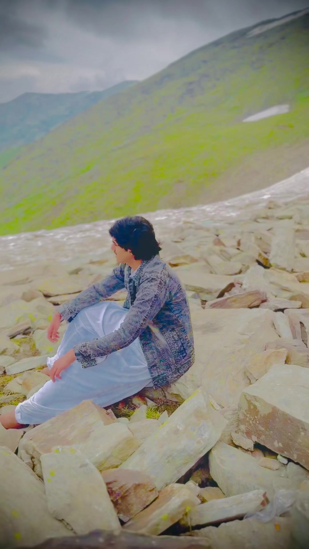 @JuNaiD BalOcH