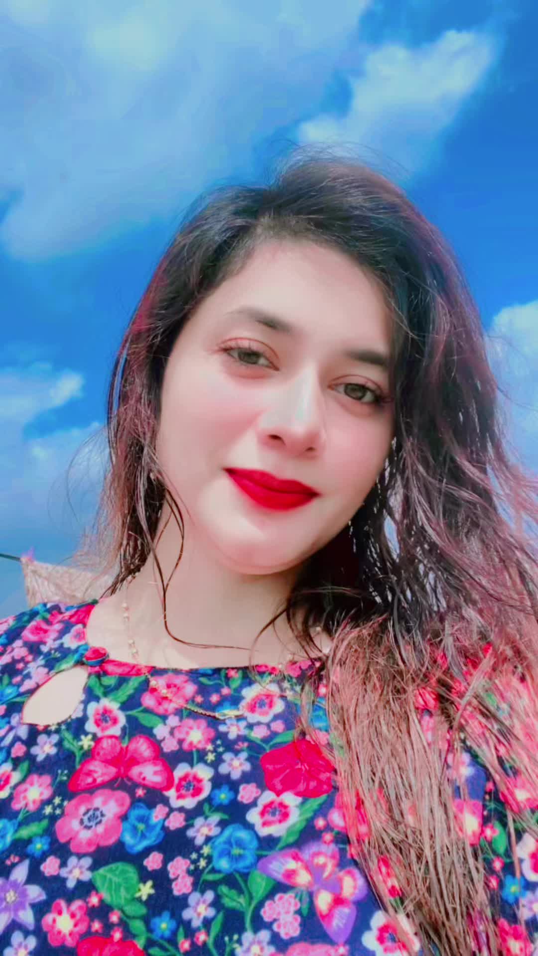 @Smile queen😊😊😊