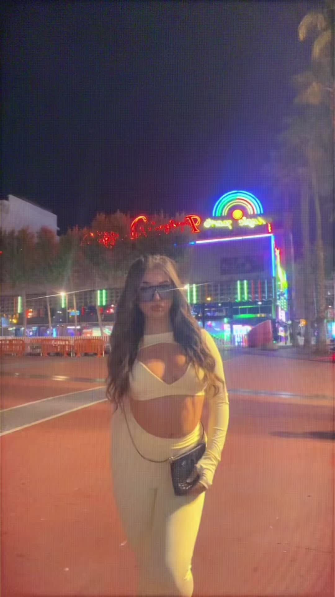@𝓝.𝓖.𝟏𝟕
