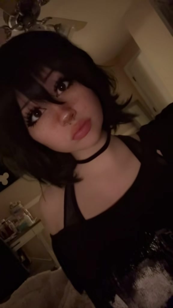 @alayna :3