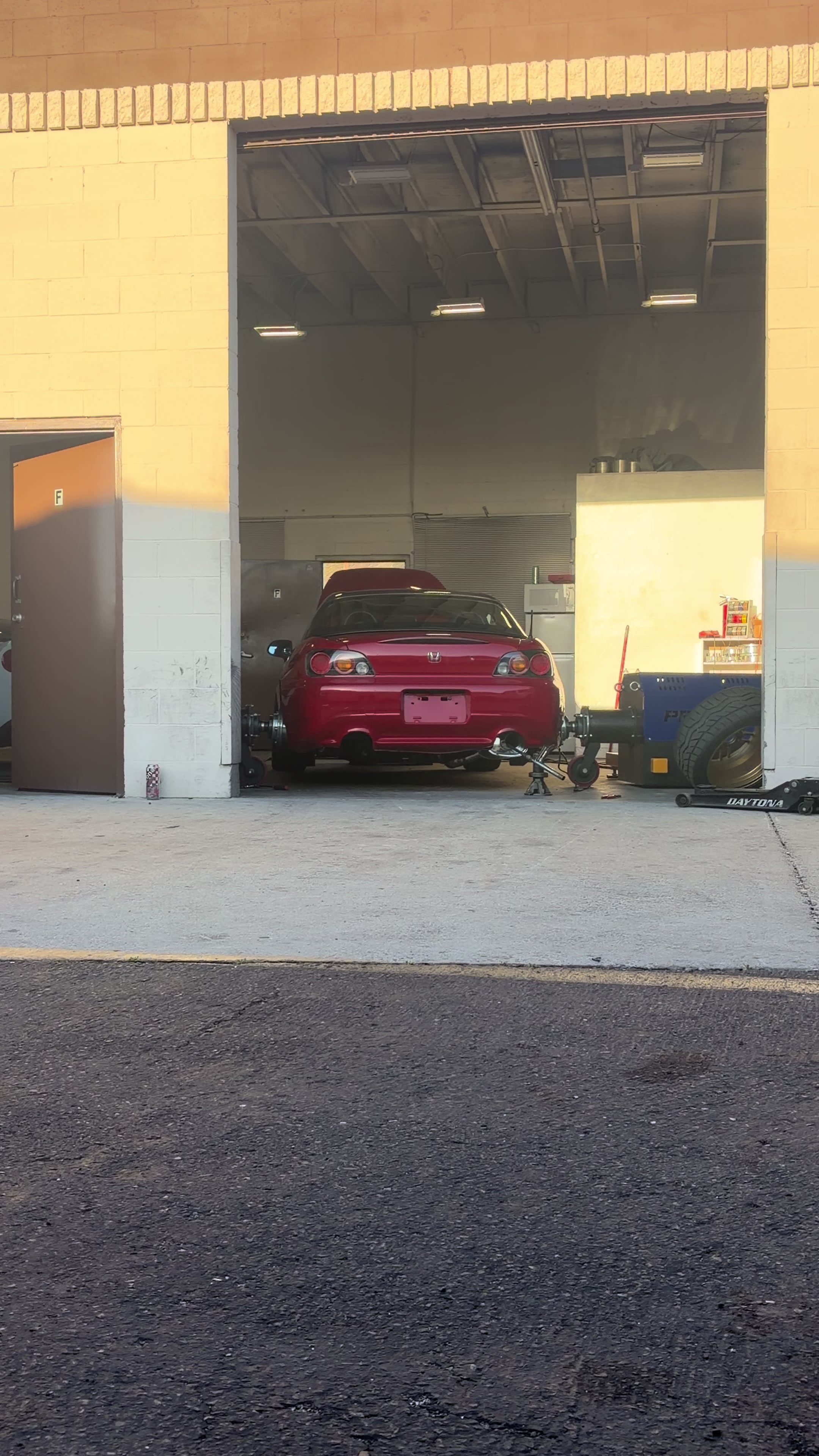 @UpNextMotorsports