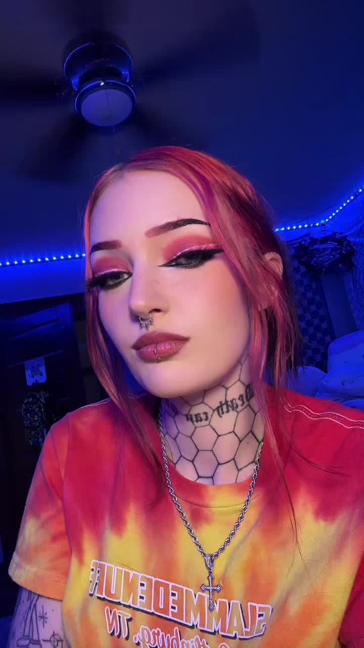 @Maddi daly 💯