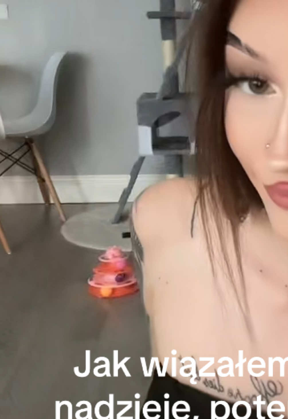 @𝑲𝒊𝒏𝒊𝒂