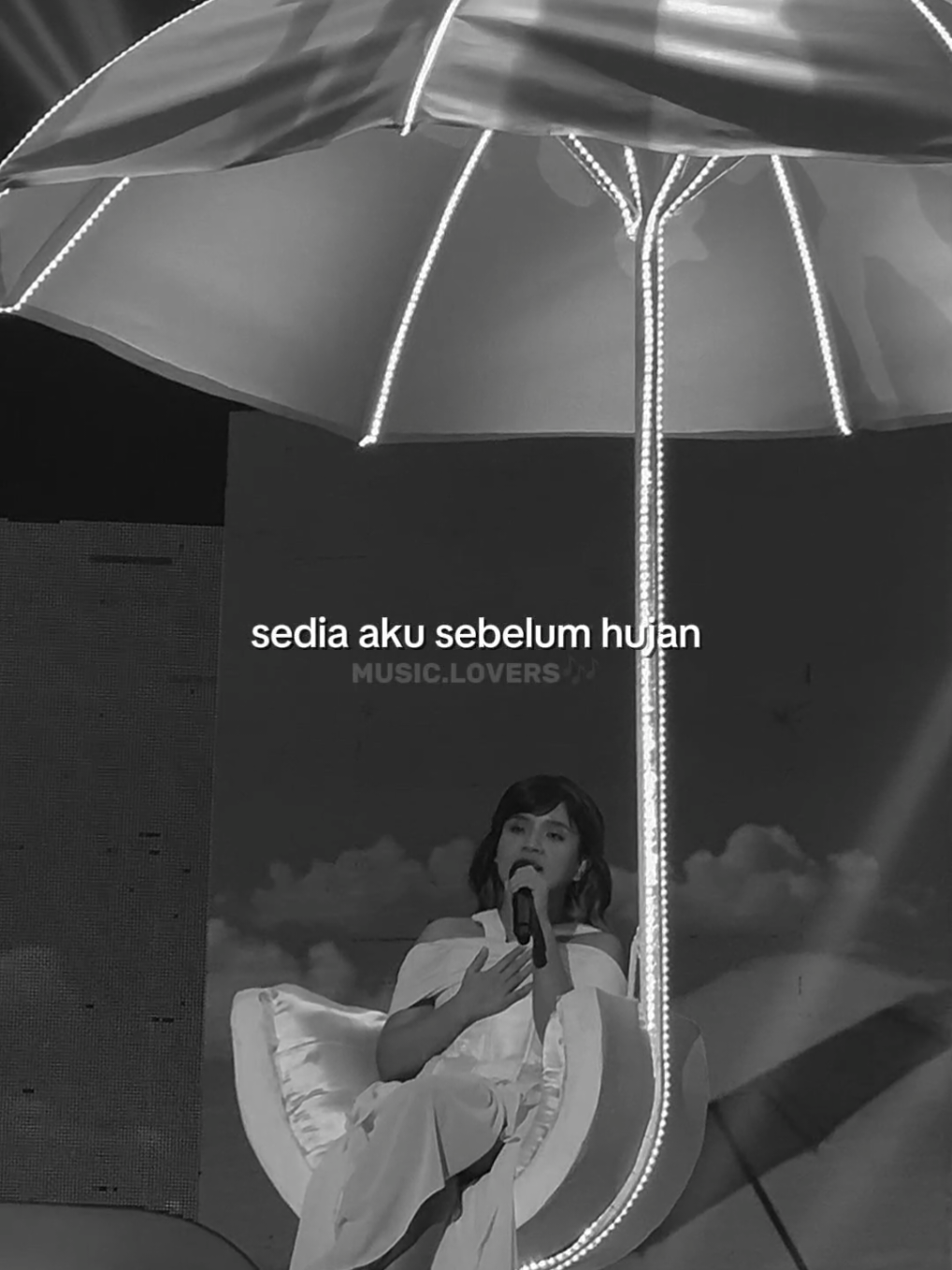 @MUSIC.LOVERS🎶