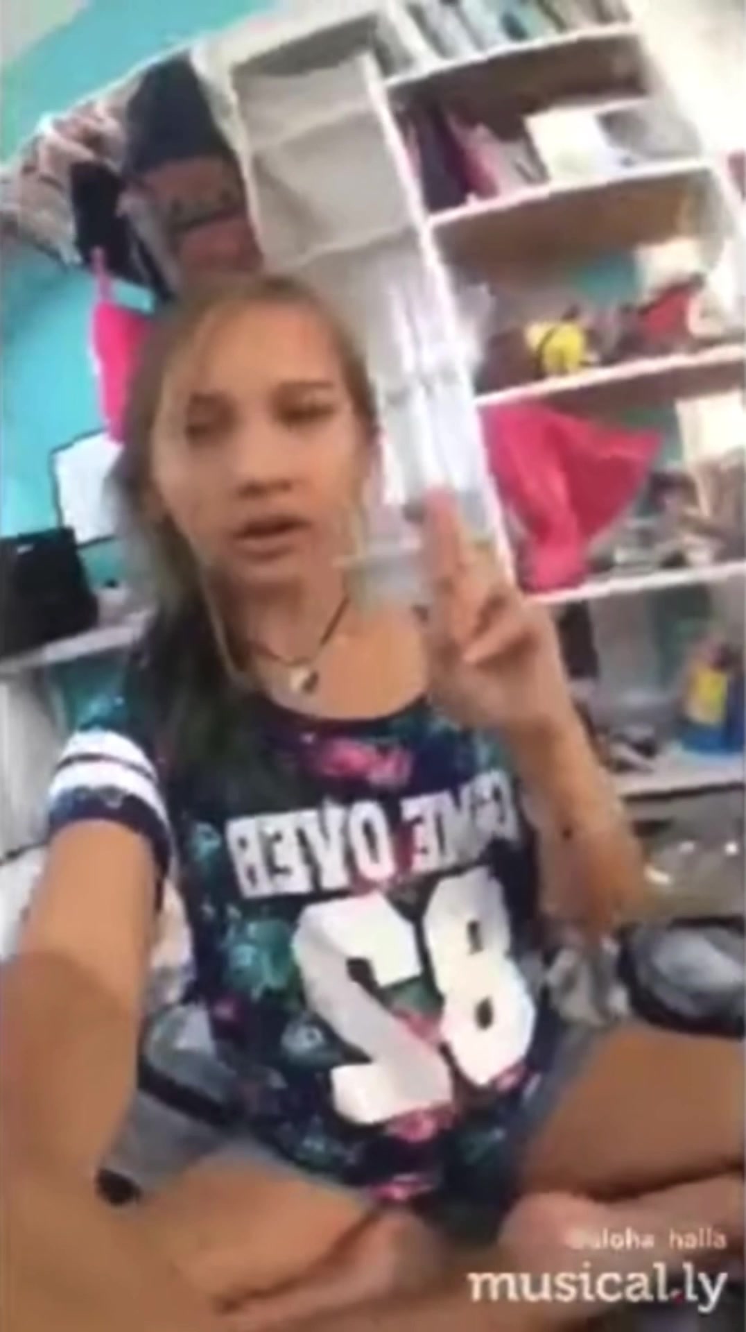 @throwbackhalia