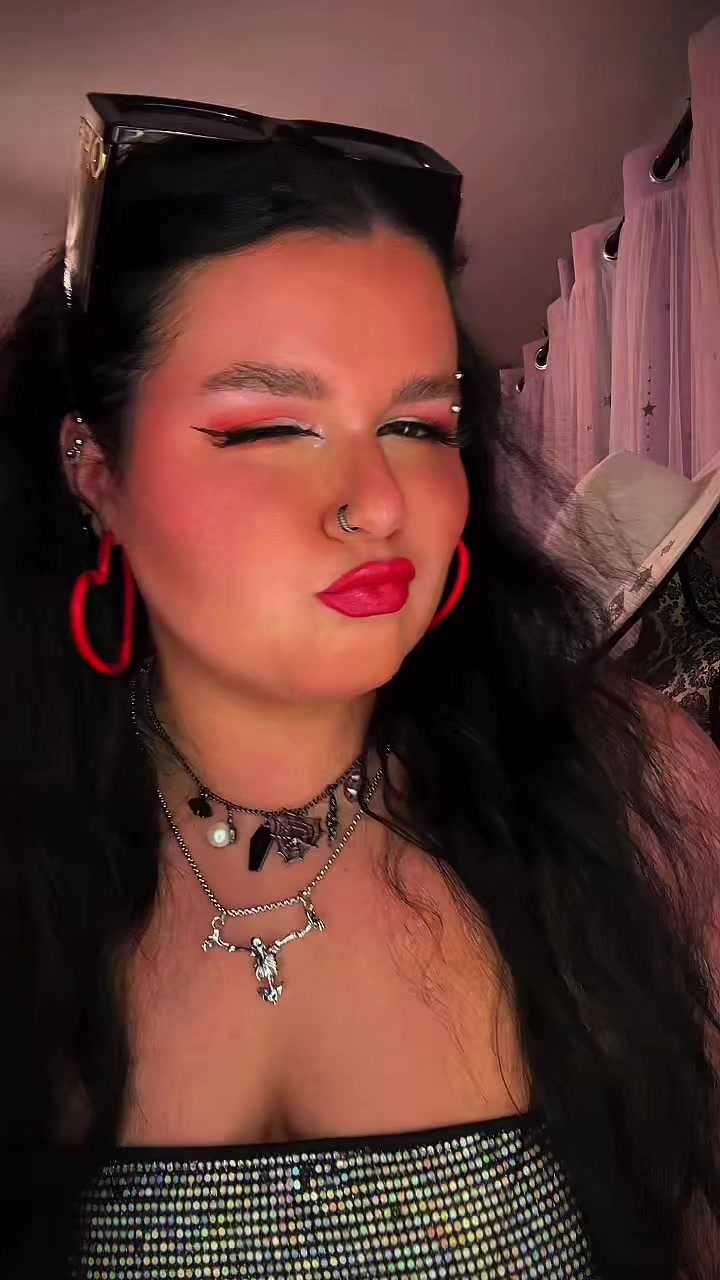 @𝔐𝔢𝔤 🎱🍒⛓️🪩