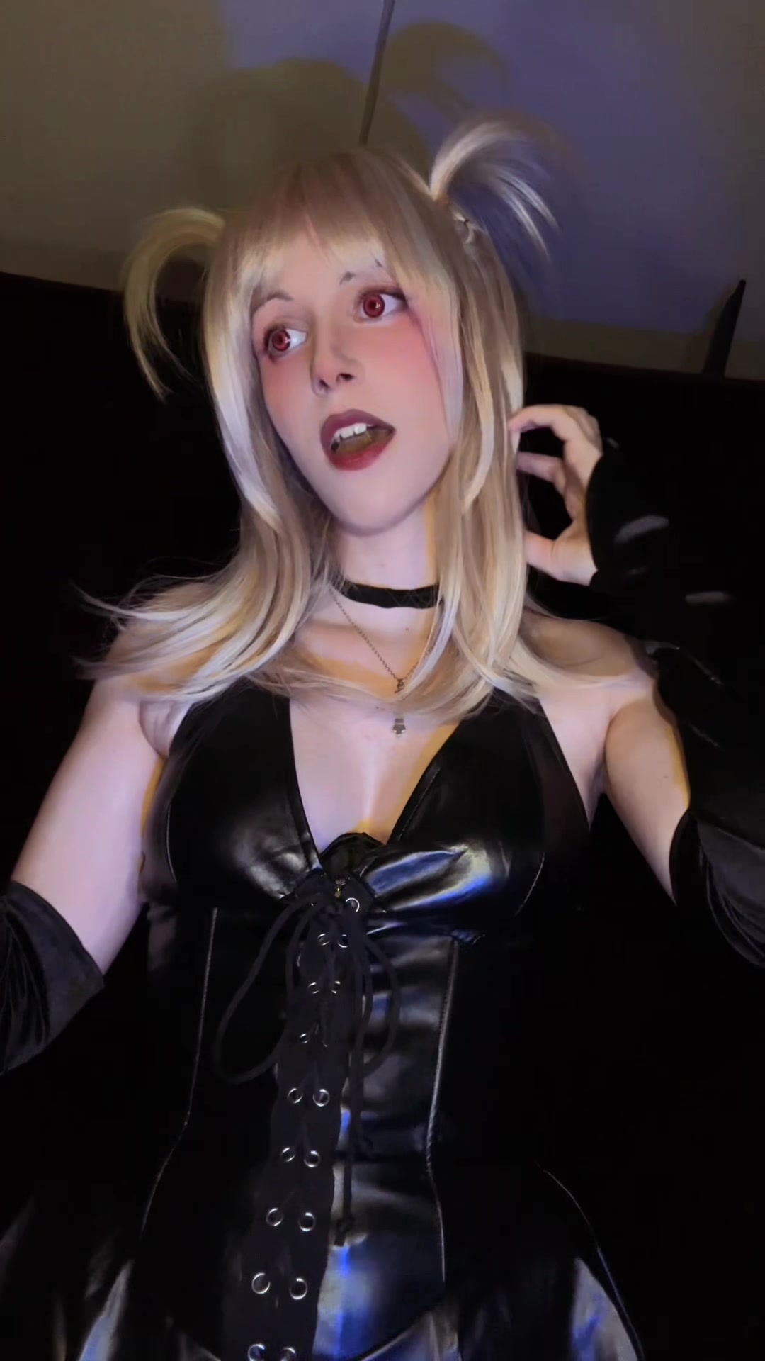@Arilynx