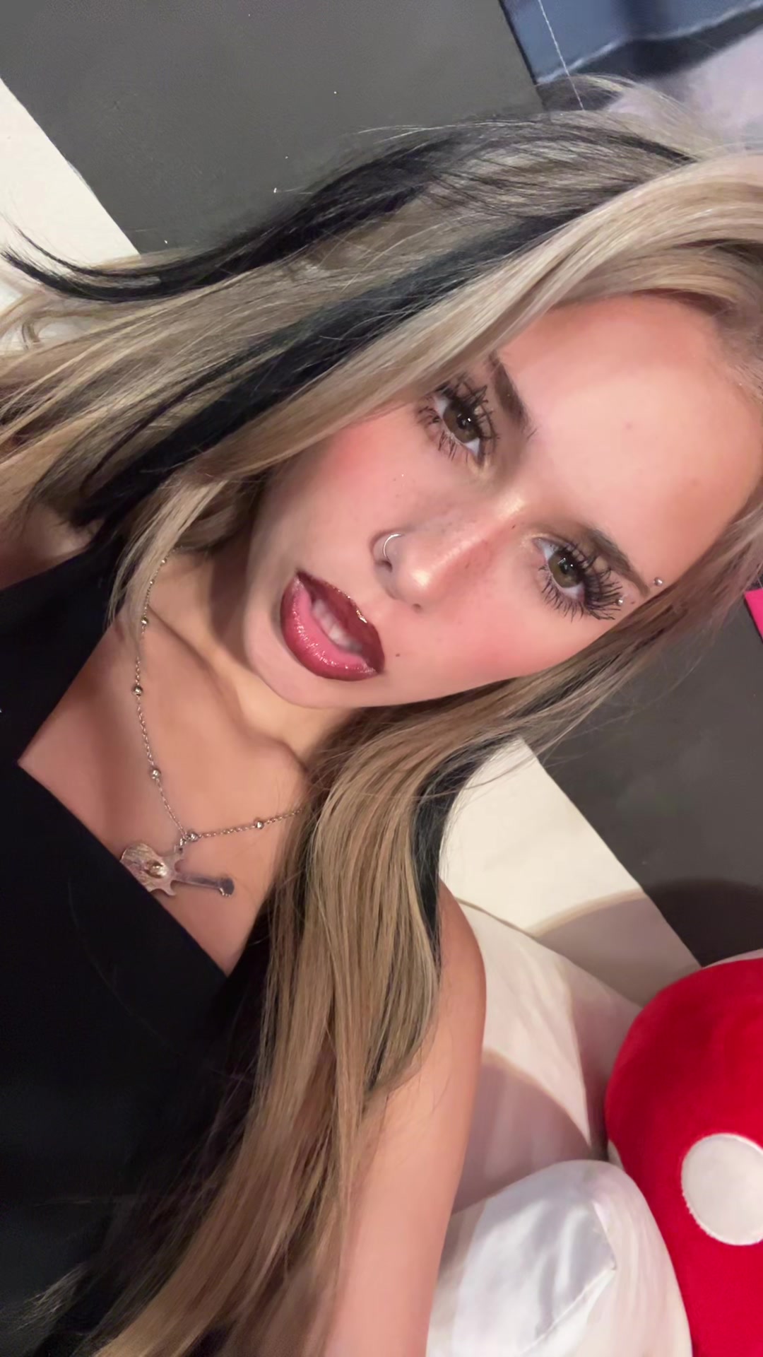 @ahailoh