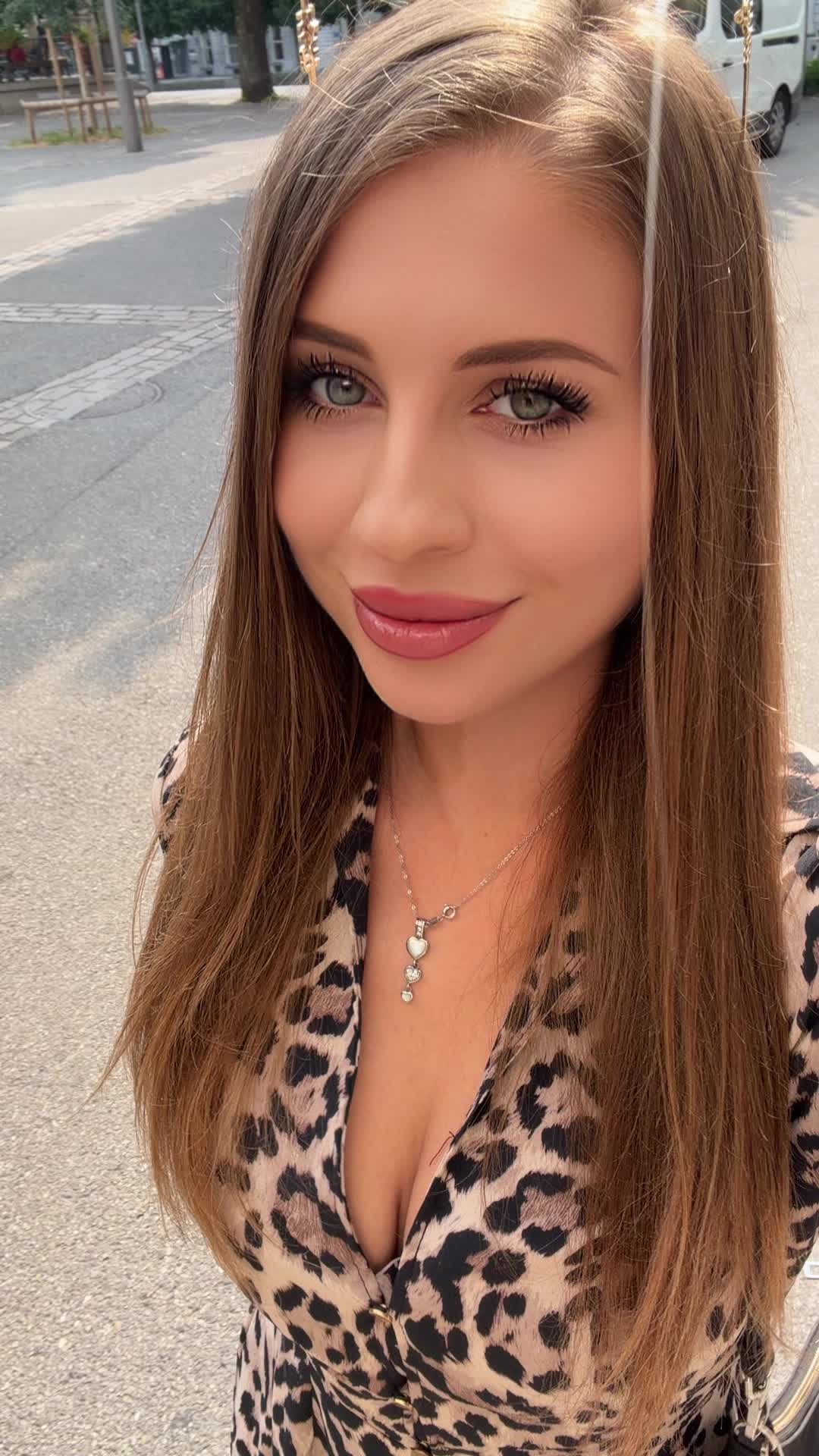 @Violetta Rai