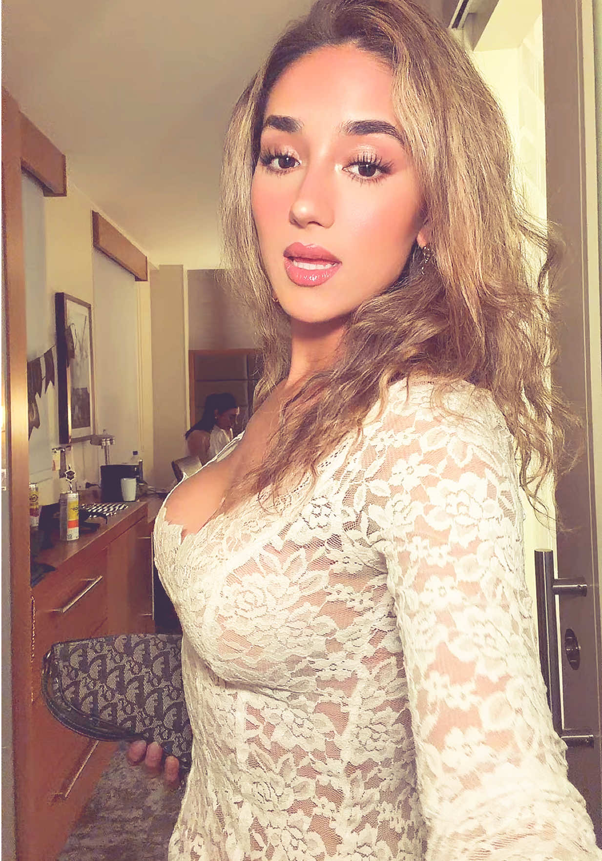 @Itsleylanabila