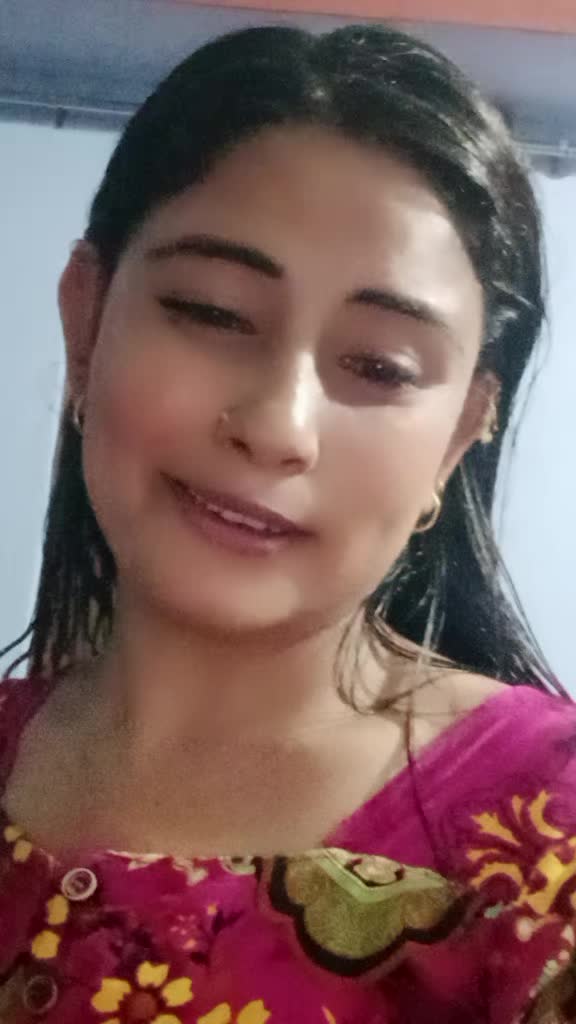 @Naina Kc915