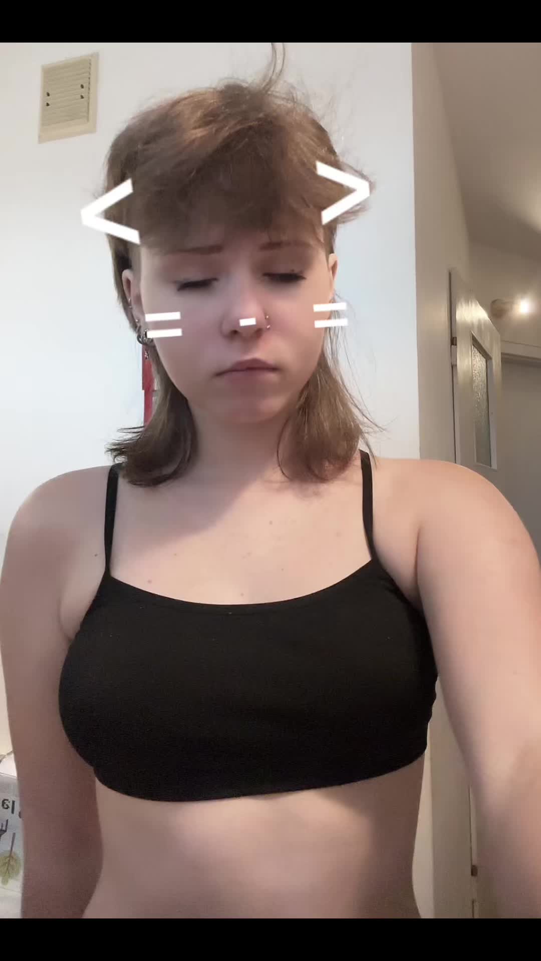 @Juniaa