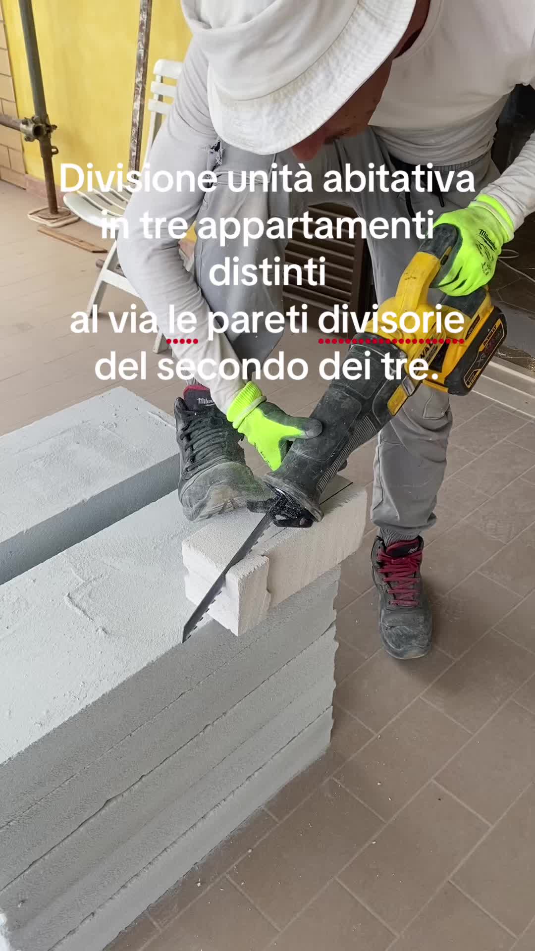 @RE BUILDING srls