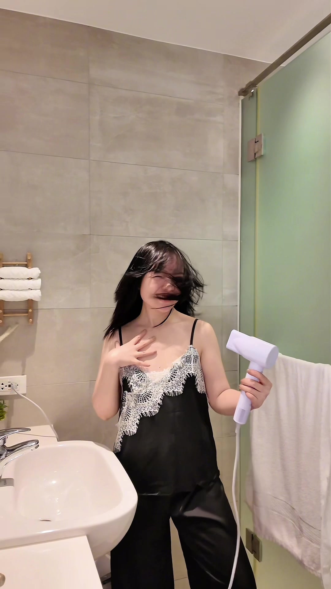 @itsyumi_