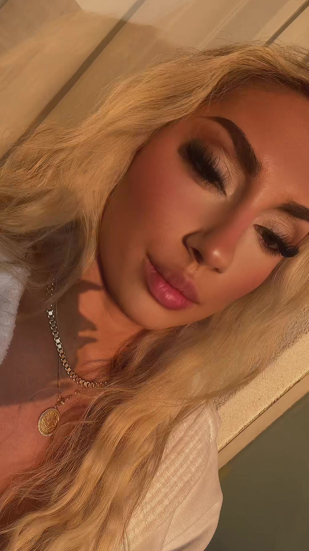 @Lauramtjj