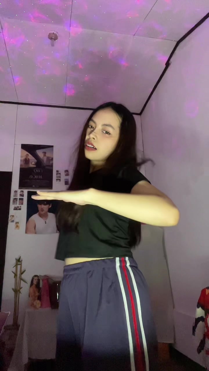 @Christy