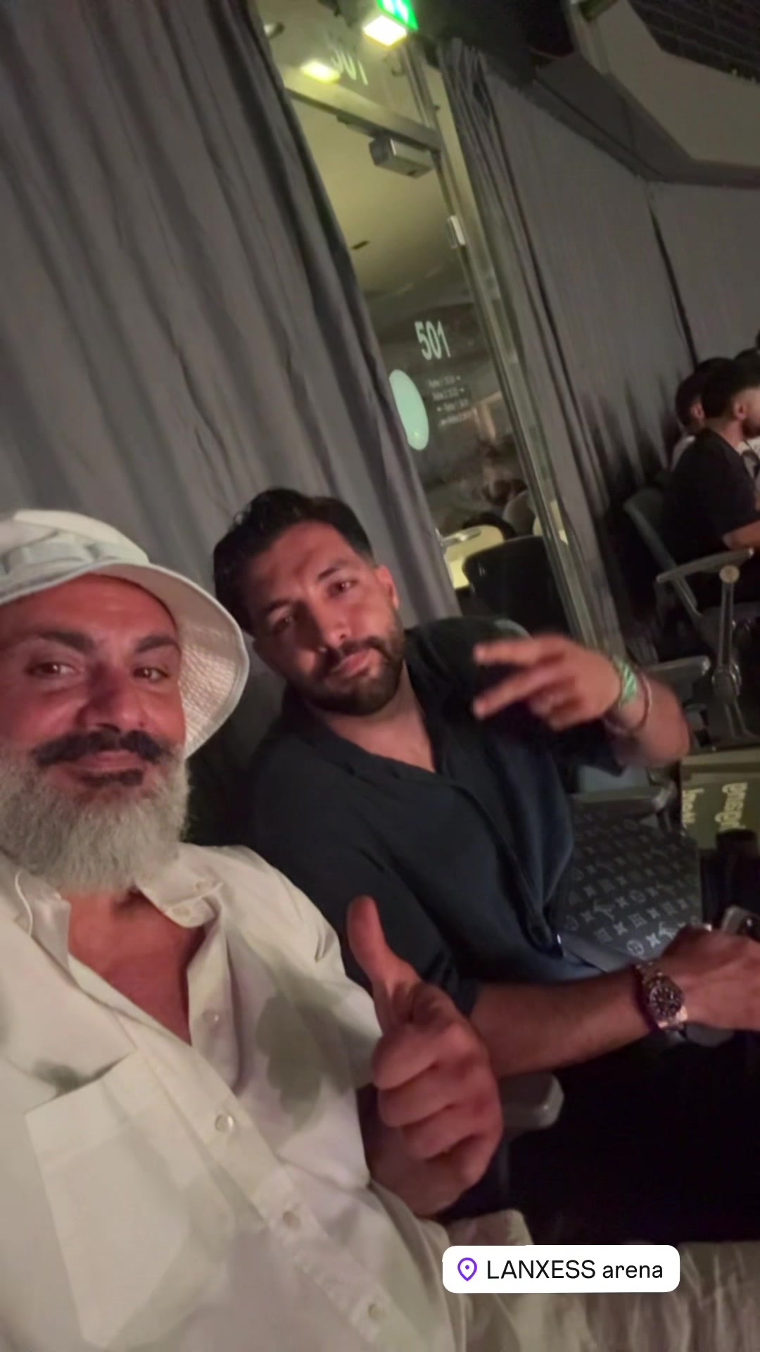 @Özgür.