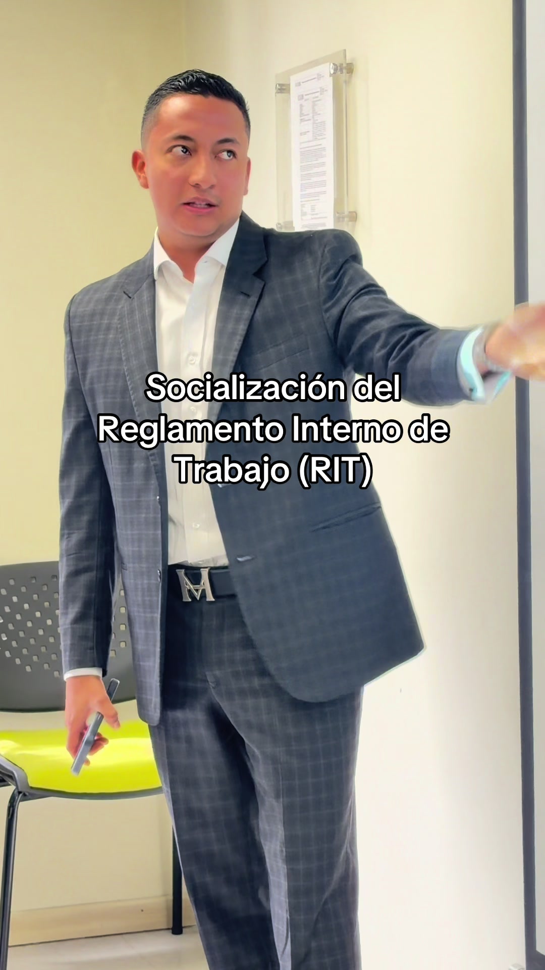 @Abogado Santiago Salazar
