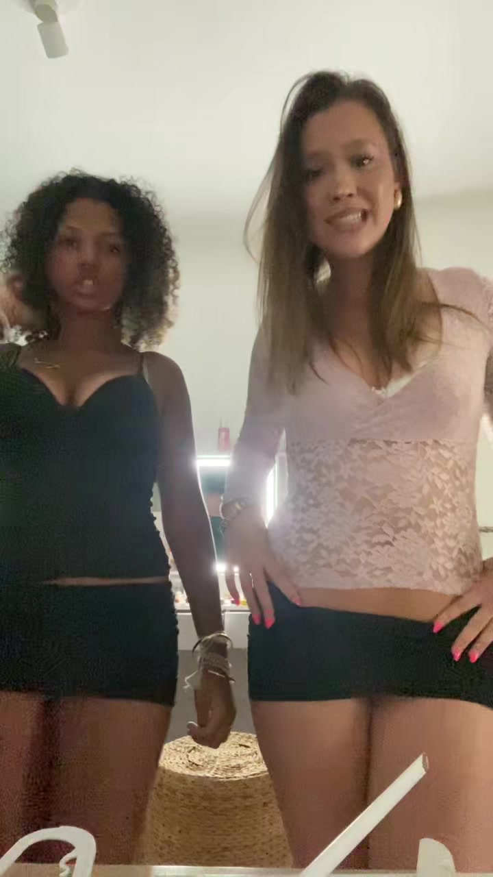 @Emmivkm