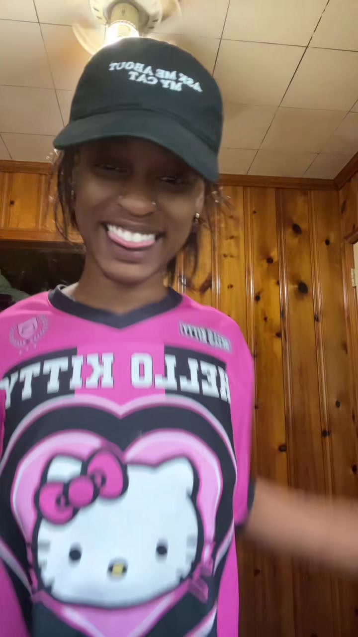 @mclovin.pov