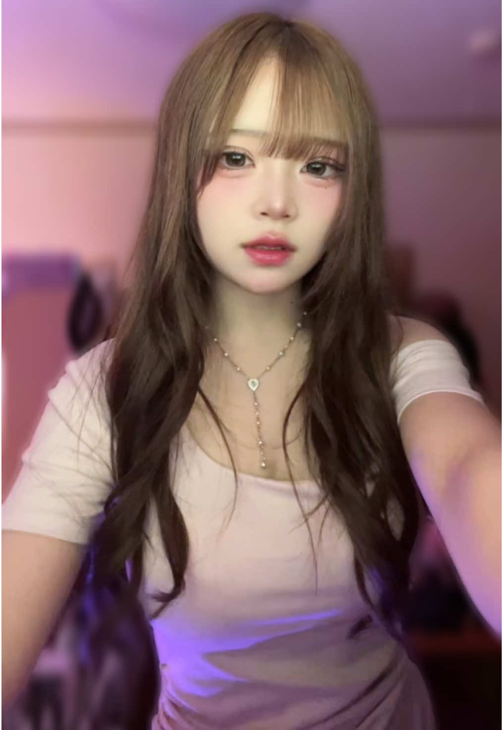 @にょっ。