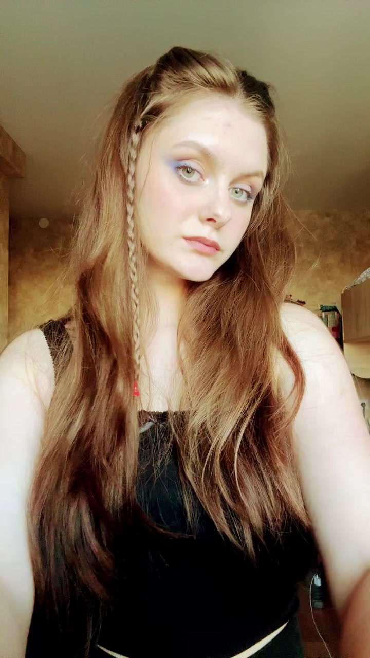 @Olya Chuhalenok