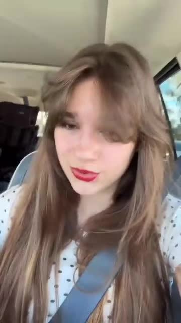 @Karolina Protsenko