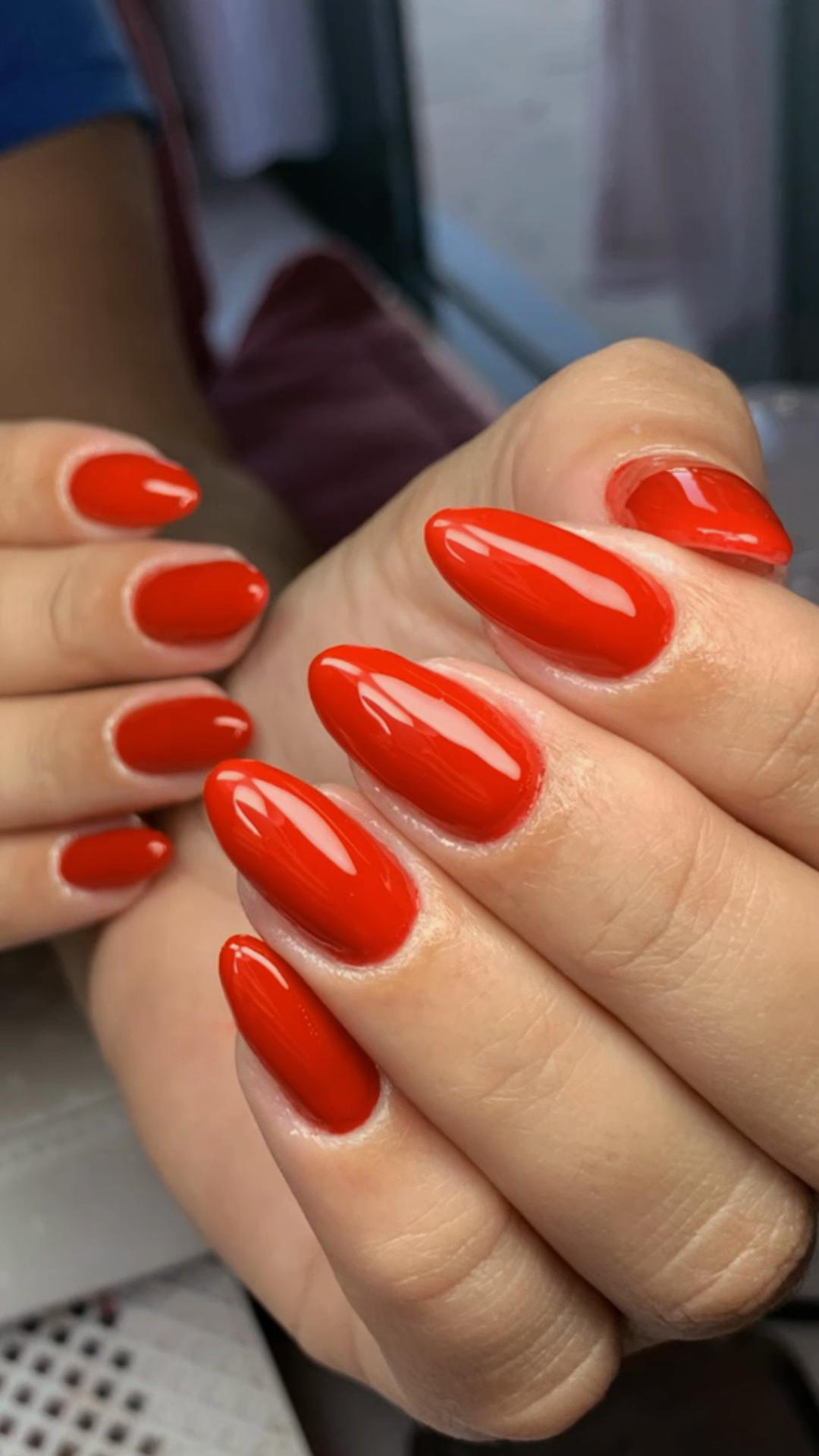 @Eumoniquegodoy