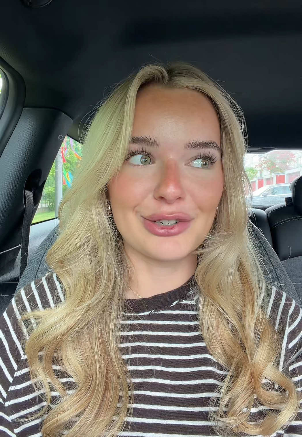 @Lara