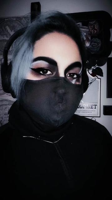 @𝕄𝕖𝕝𝕚𝕟𝕠ë ℍ𝕒𝕝𝕔𝕪𝕠𝕟