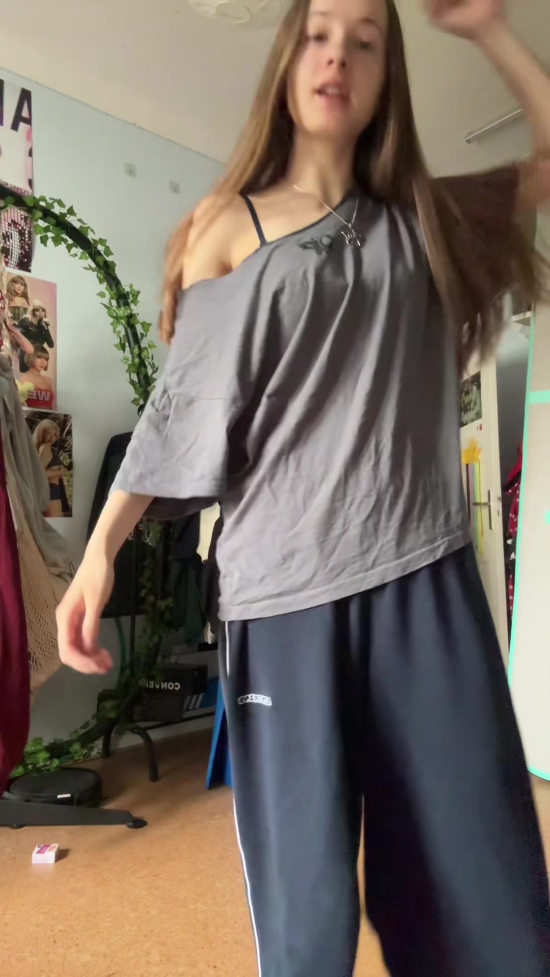 @kathiii