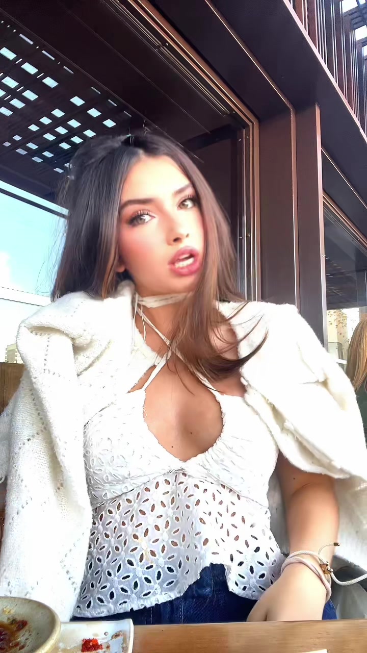 @JULIA MORGADE
